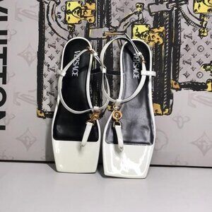 New Authentic Versace Designer Square-Toe Patent Leather T-Strap Sandals